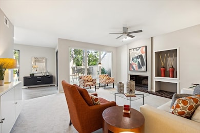 396 Litchfield Ln, Houston, TX 77024 - photo 2