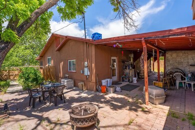 1835 Akin Ln, Espanola, NM 87532 - photo 5