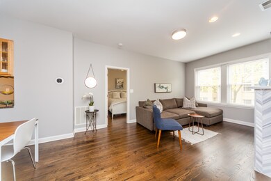 553 Elmwood Ave unit 2, Evanston, IL 60202 - photo 7