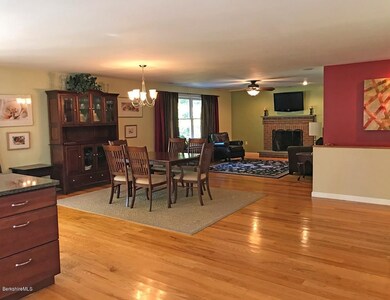 200 Skinner Rd, Shelburne Falls, MA 01370 - photo 7