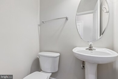 788 Raven Ave, Gaithersburg, MD 20877 - photo 6