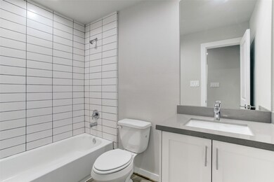 645 E 11th 1/2 St unit 12, Houston, TX 77008 - photo 4