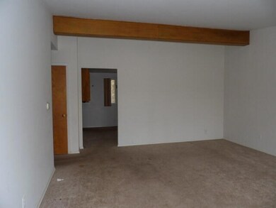 3027 Haskell St, Kalamazoo, MI 49006 - photo 2