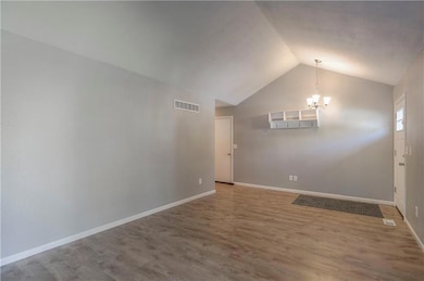 711 NE Ash St unit B, Lees Summit, MO 64063 - photo 6