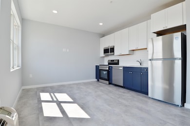 82-84 E 31st St unit 203, Bayonne, NJ 07002 - photo 4