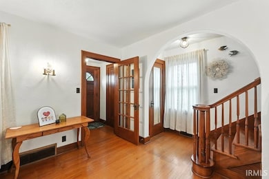 406 S Wayne St, Angola, IN 46703 - photo 4