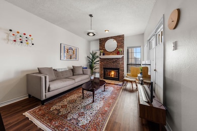 Benchmark unit A310, Austin, TX 78705 - photo 3