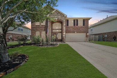 4803 Lakefront Terrace Ct, Pearland, TX 77584 - photo 2