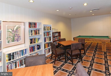 The Fallswood, Rockville, MD 20852 - photo 5