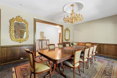 13 Chanticlare Dr, Manhasset, NY 11030 - photo 5