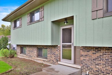 2N314 Euclid Ave, Glen Ellyn, IL 60137 - photo 5