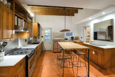 Contemporary kitchen