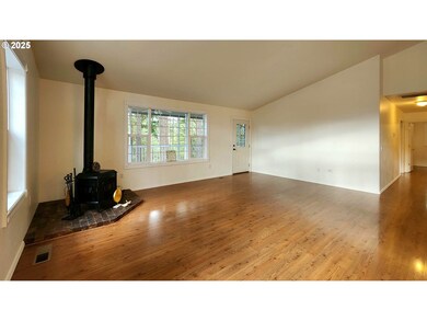 160 Spirit Ln, Roseburg, OR 97471 - photo 5