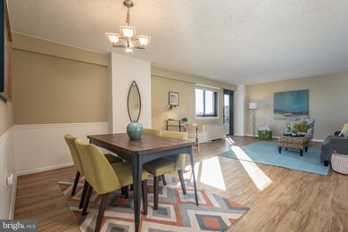 Port Royal unit 1008, Alexandria, VA 22314 - photo 3