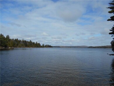 gorgeous views w sandy/gravel bottom...