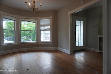 734 Myrtle Ave, Albany, NY 12208 - photo 7