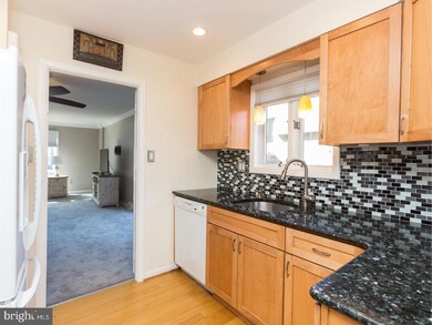 985 Putnam Blvd unit 82, Wallingford, PA 19086 - photo 5