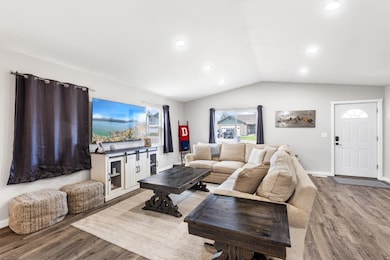 357 Lake View Rd, Hayden, CO 81639 - photo 2