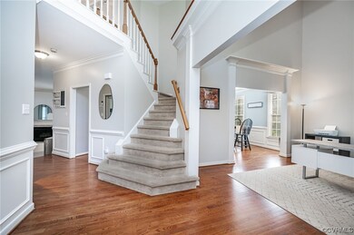 2-Story Foyer