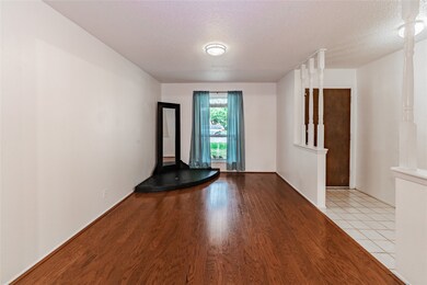 7924 Donegal Ln, North Richland Hills, TX 76180 - photo 4