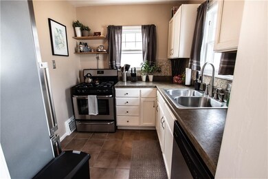 1344 56th St, Des Moines, IA 50311 - photo 5