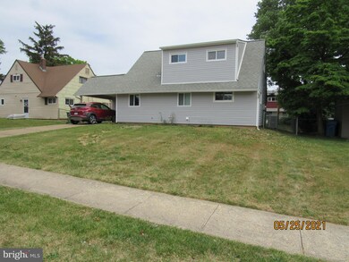 280 Appletree Dr, Levittown, PA 19055 - photo 3