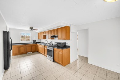 526 215th St, Dyer, IN 46311 - photo 3