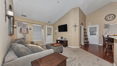 5313 Tudor Dr unit 5313, Pompton Plains, NJ 07444 - photo 2