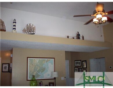 Living Room. Decorative Plant Ledge
