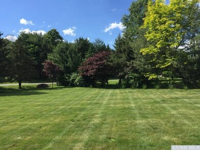 58 Carriage Dr, Red Hook, NY 12571 - photo 3