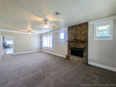 136 W Bryan Ave, Sapulpa, OK 74066 - photo 5
