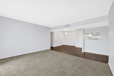 8515 Hearth Dr unit 36, Houston, TX 77054 - photo 6