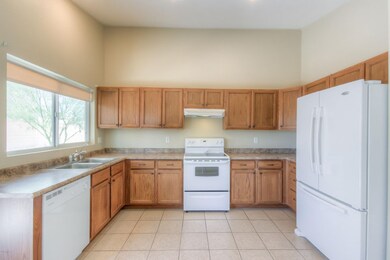 Kitchen (3)