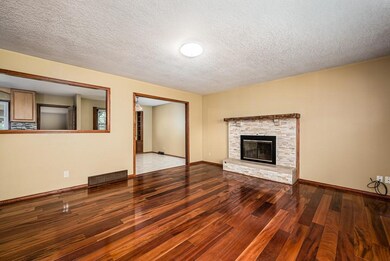 212 Highland Rd, Lansing, KS 66043 - photo 3