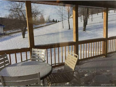 Porch - Screened