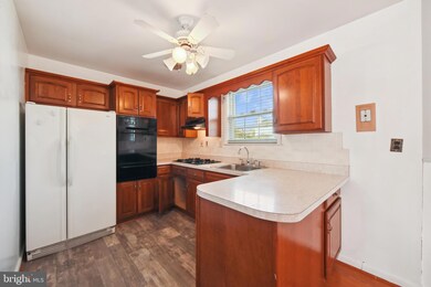 1417 Pacific Ave, Capitol Heights, MD 20743 - photo 7