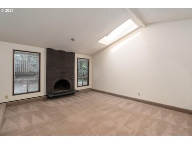 19370 SW Butternut St, Beaverton, OR 97007 - photo 2