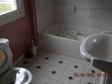 54760 Center St, New Carlisle, IN 46552 - photo 6