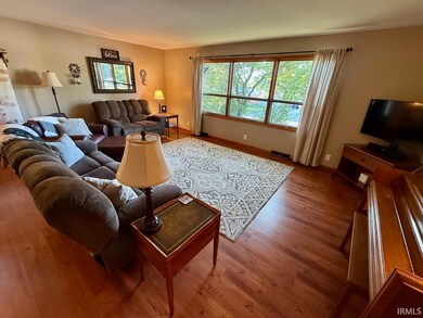 2007 W Brumfield Ave, Princeton, IN 47670 - photo 4