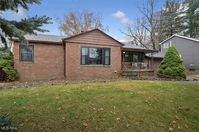 21775 Hillsdale Ave, Cleveland, OH 44126 - photo 3