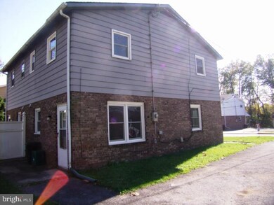 649 Water St, Shoemakersville, PA 19555 - photo 3