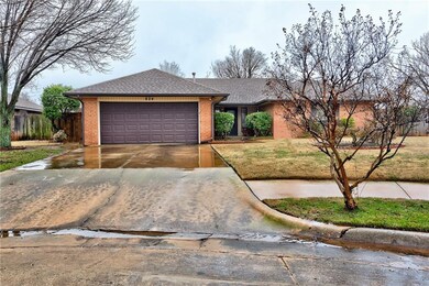 824 NE 20th St, Moore, OK 73160 - photo 5