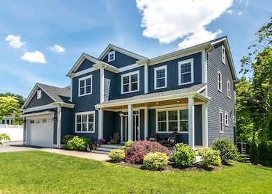 17 Elinor Cir, Waltham, MA 02452 - photo 2