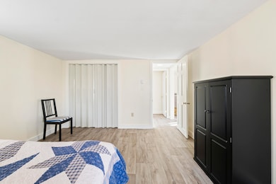 22 Pier Rd unit 1, Kennebunkport, ME 04046 - photo 7