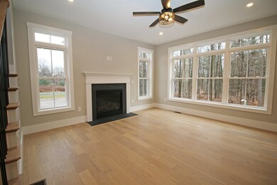 423 Blane Cir unit 5, Pembroke, NH 03275 - photo 6