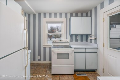 5208 Bogart St, Lansing, MI 48911 - photo 7
