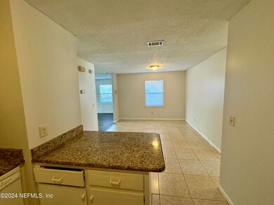 8846 Cavender Dr, Jacksonville, FL 32216 - photo 5