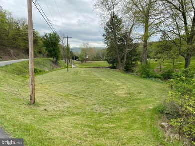 1826 New Hope Rd, Berkeley Springs, WV 25411 - photo 3