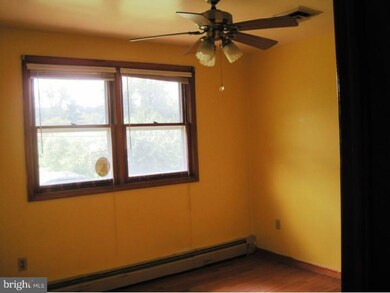 972 Englesville Hill Rd, Boyertown, PA 19512 - photo 7