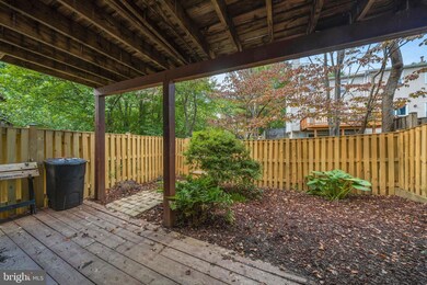 3022 Winter Pine Ct, Fairfax, VA 22031 - photo 5